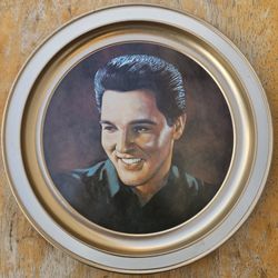 Vintage ELVIS wall Plaque 