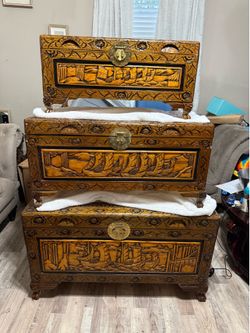 Vintage Hand-Carved Wooden Nesting Trunk Set (3) – Ship Design