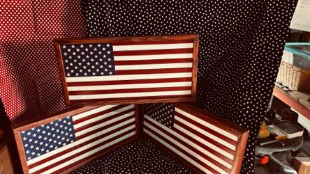 USA  Wooden Flags