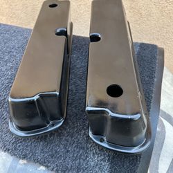 Chevy Valve Cover Set
