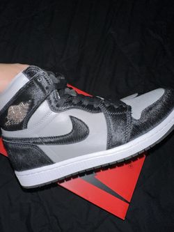 Air Jordan 1 Retro OG Medium-Grey/Black-White