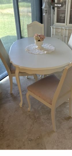 Dining Table With 4 Chairs