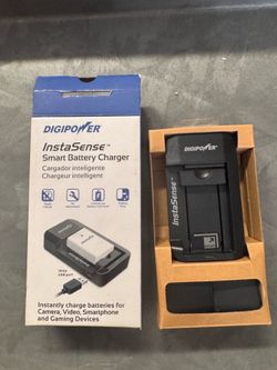 Digipower InstaSense Smart Battery Charger