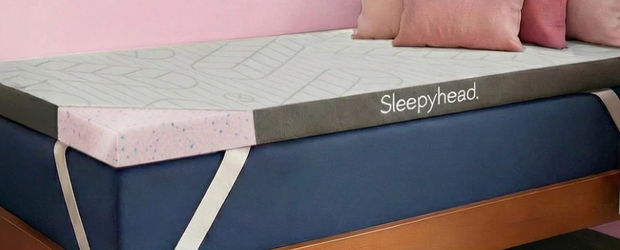 Dorm Bedding with Sleepyhead 3" Topper