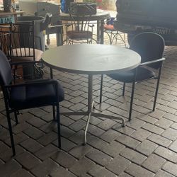 Mesa Con 2 Sillas 