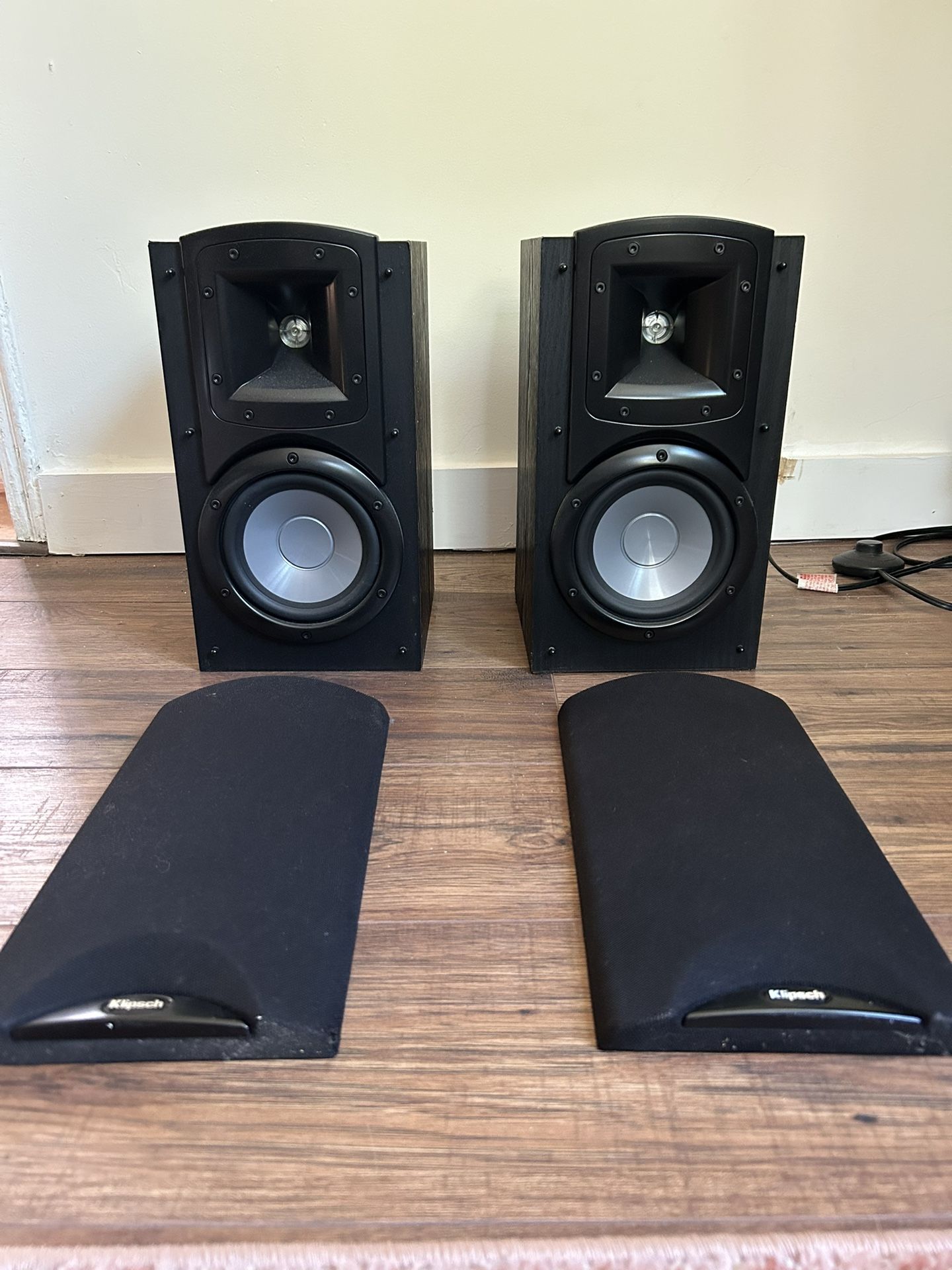 Klipsch B-20 Bookshelf Speaker Pair