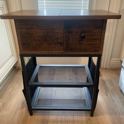 🔥Brand New End Table 