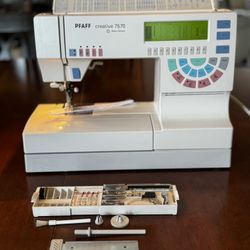PFAFF  7570
