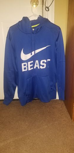 Nike dri fit therma hoodie