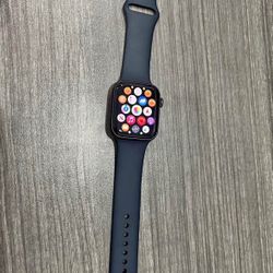 Apple Watch Series 8 