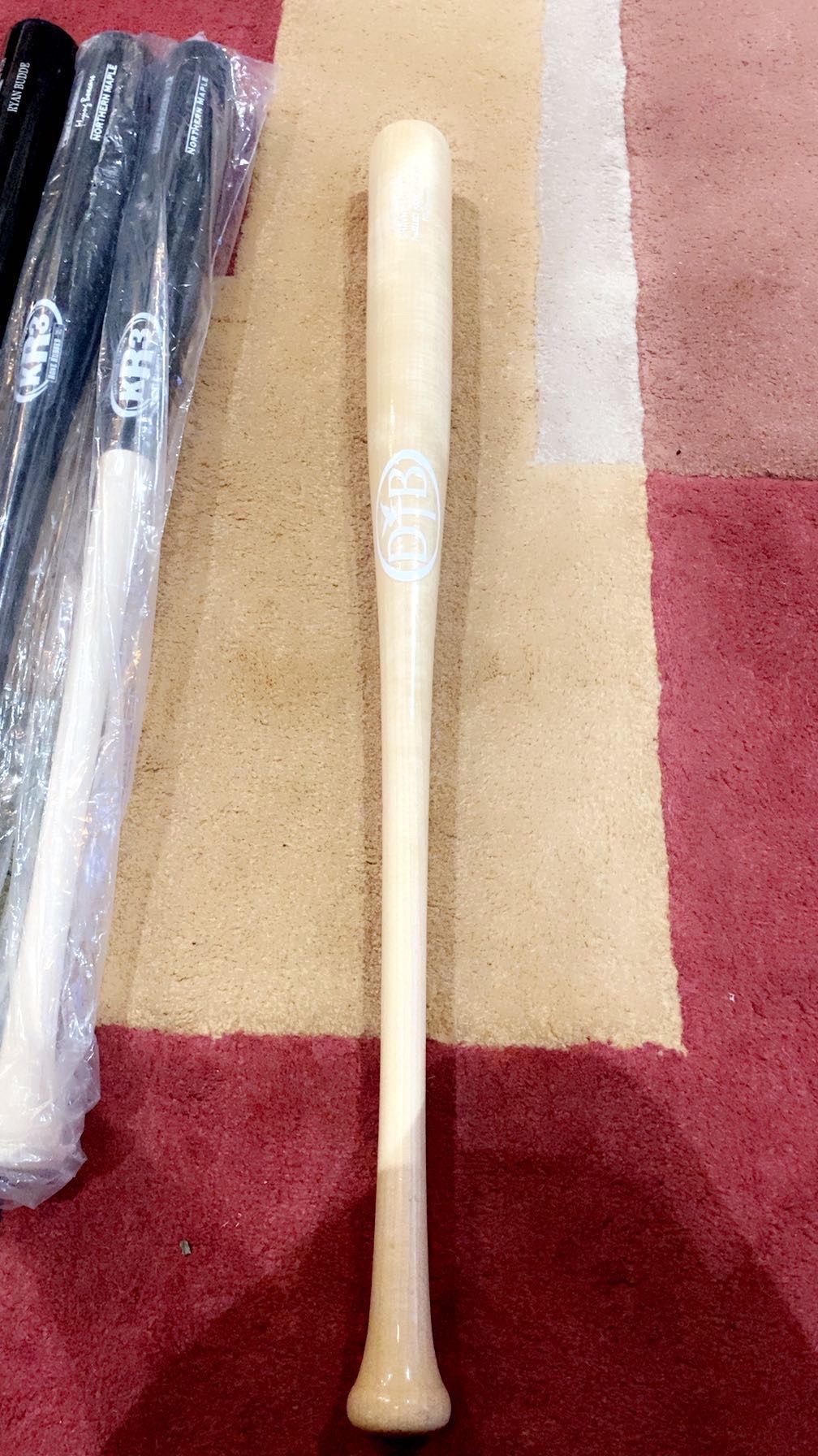 Dtb Profesional Custom Pro Maple Wood Bat 34in