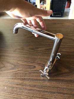 Set of 2 brand new European faucets