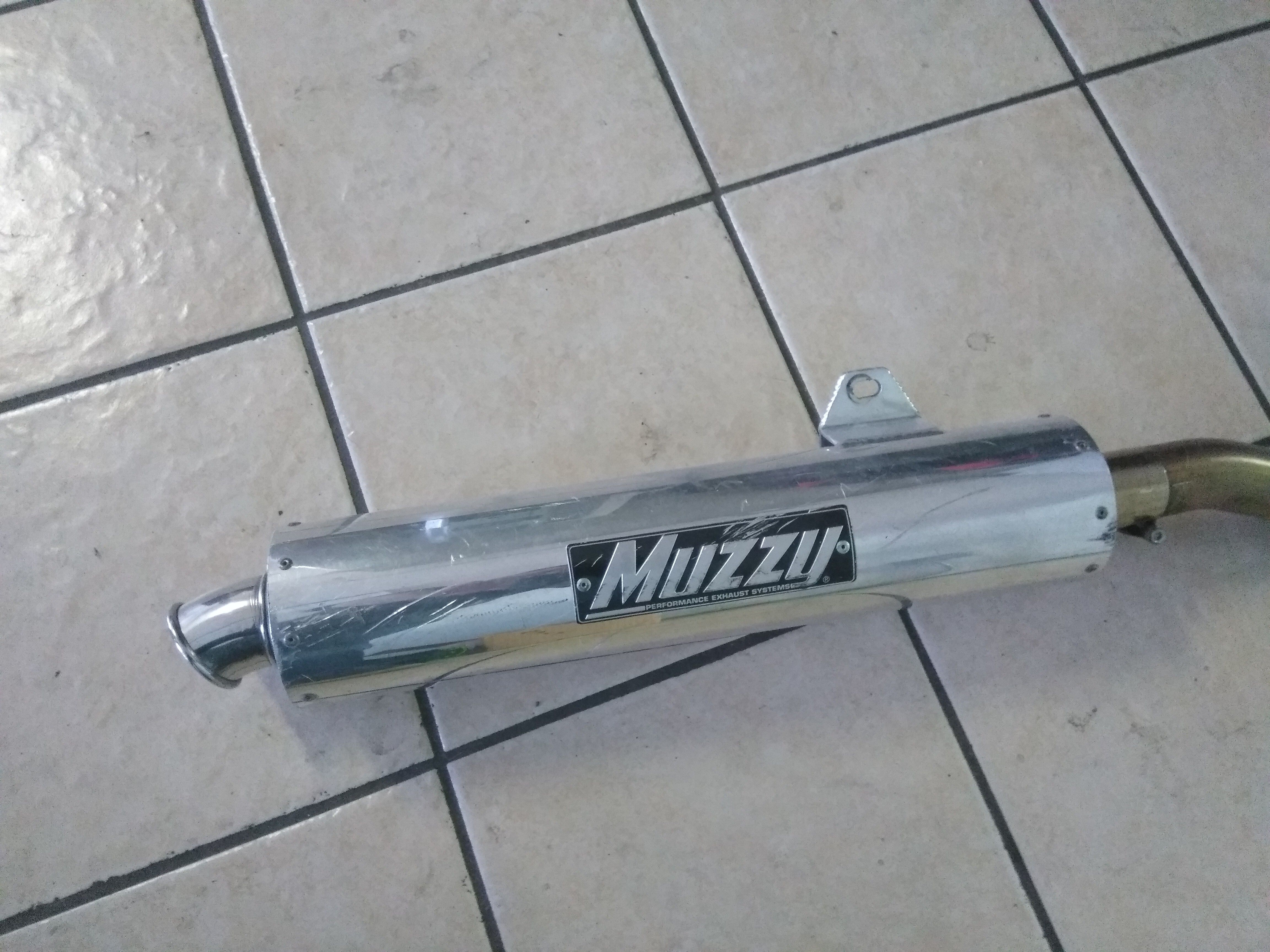 88-07 Kawasaki ninja 250 full muzzy exhaust for Sale in Las