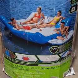 Tubin water lounge