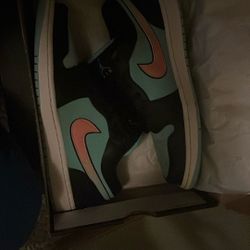 Nike Air Jordan One Low Cuts 