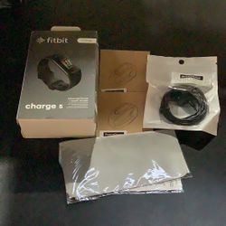 Fitbit Charge 5 Fitness Tracked Black Graphite Stainless Steel 