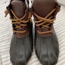 Child’s Sperry Boots  