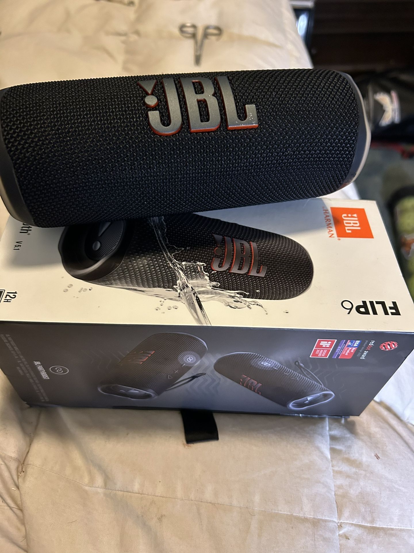 JBL Flip 6 Bluetooth Portable Speaker
