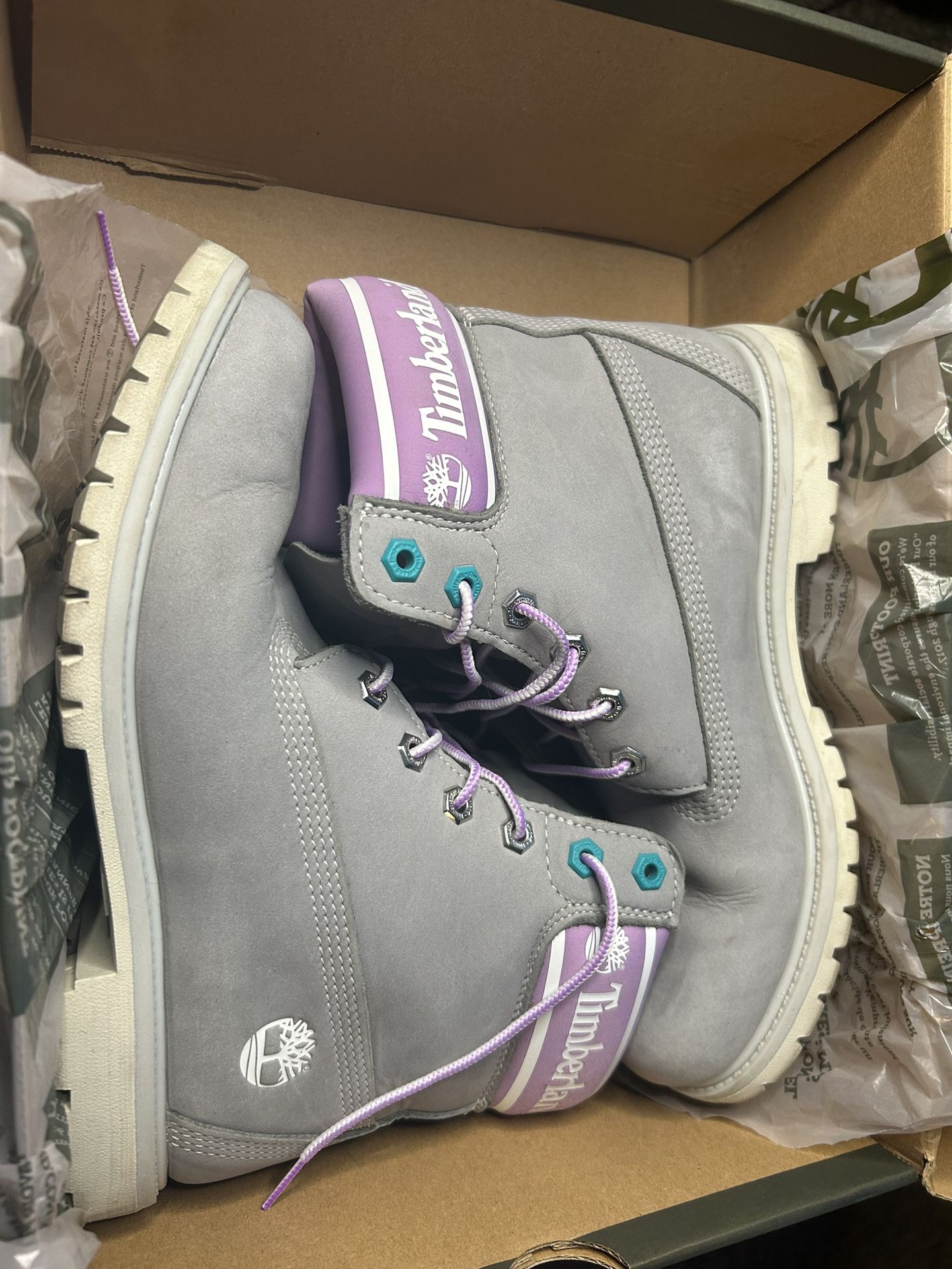 Purple/Turquoise Accent Timberland Boots Women’s Size 9