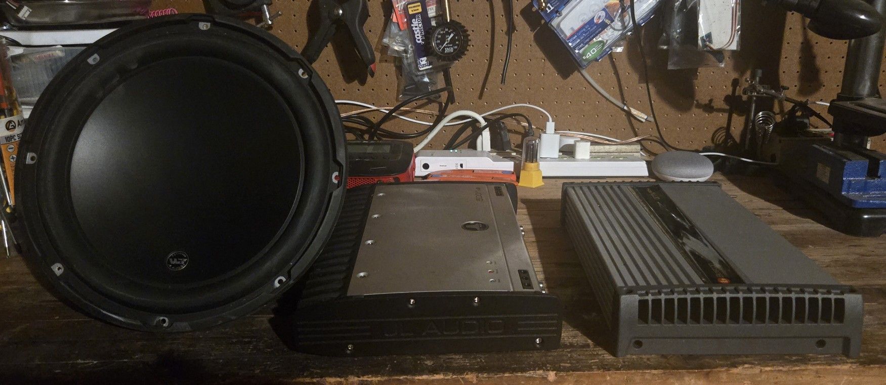 Jl AUDIO And Boston Acoustics 2 AMPs With Subwoofer 