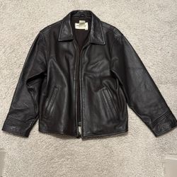 vintage women’s Eddie Bauer leather jacket 