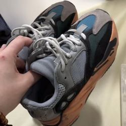 Yeezy 700