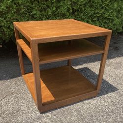 Mid century modern Dunbar end table