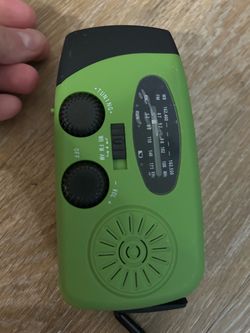 Portable AM/FM/WB Emergency Hand Crank Radio