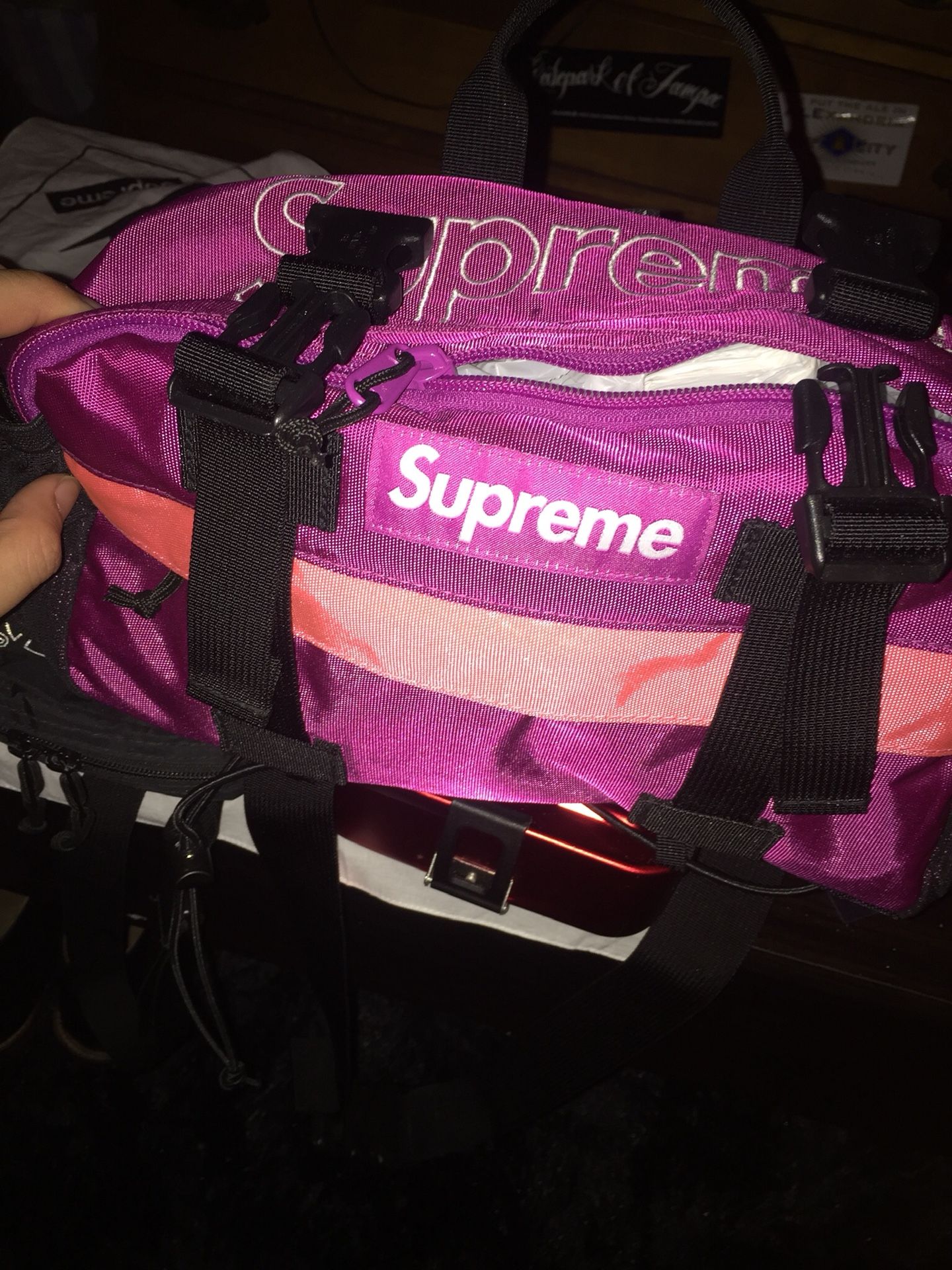 Supreme F/W 19’ Magenta Waist Fanny Pack