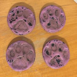 Distressed Paw Prints