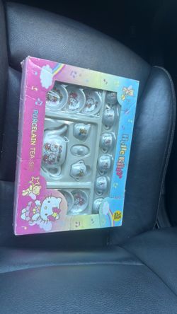 HELLO KITTY PORCELAIN TEA SET (VINTAGE )