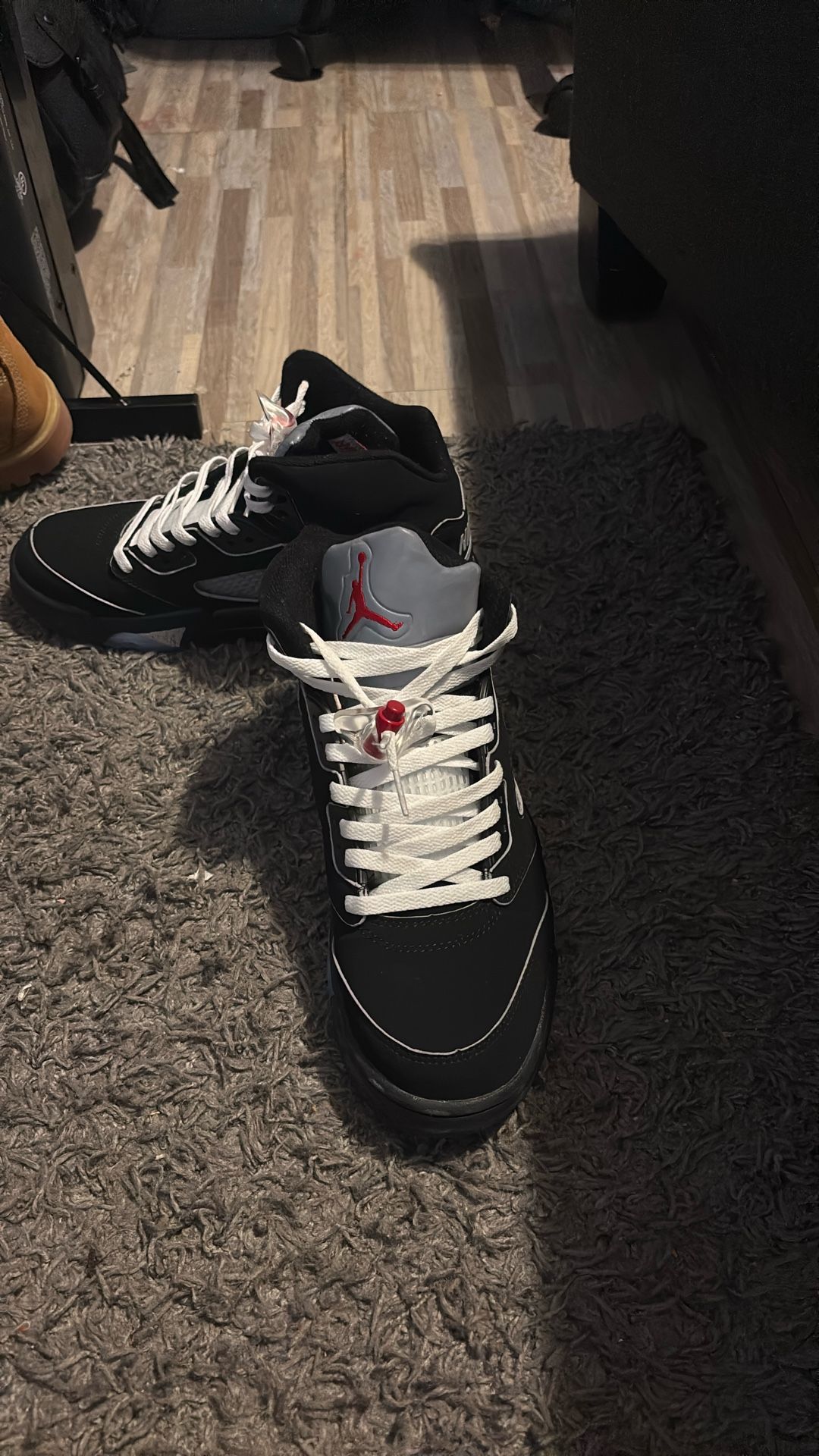 Jordan 5 metallic black