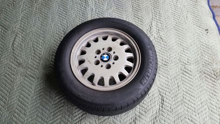 4 BMW rims with tires