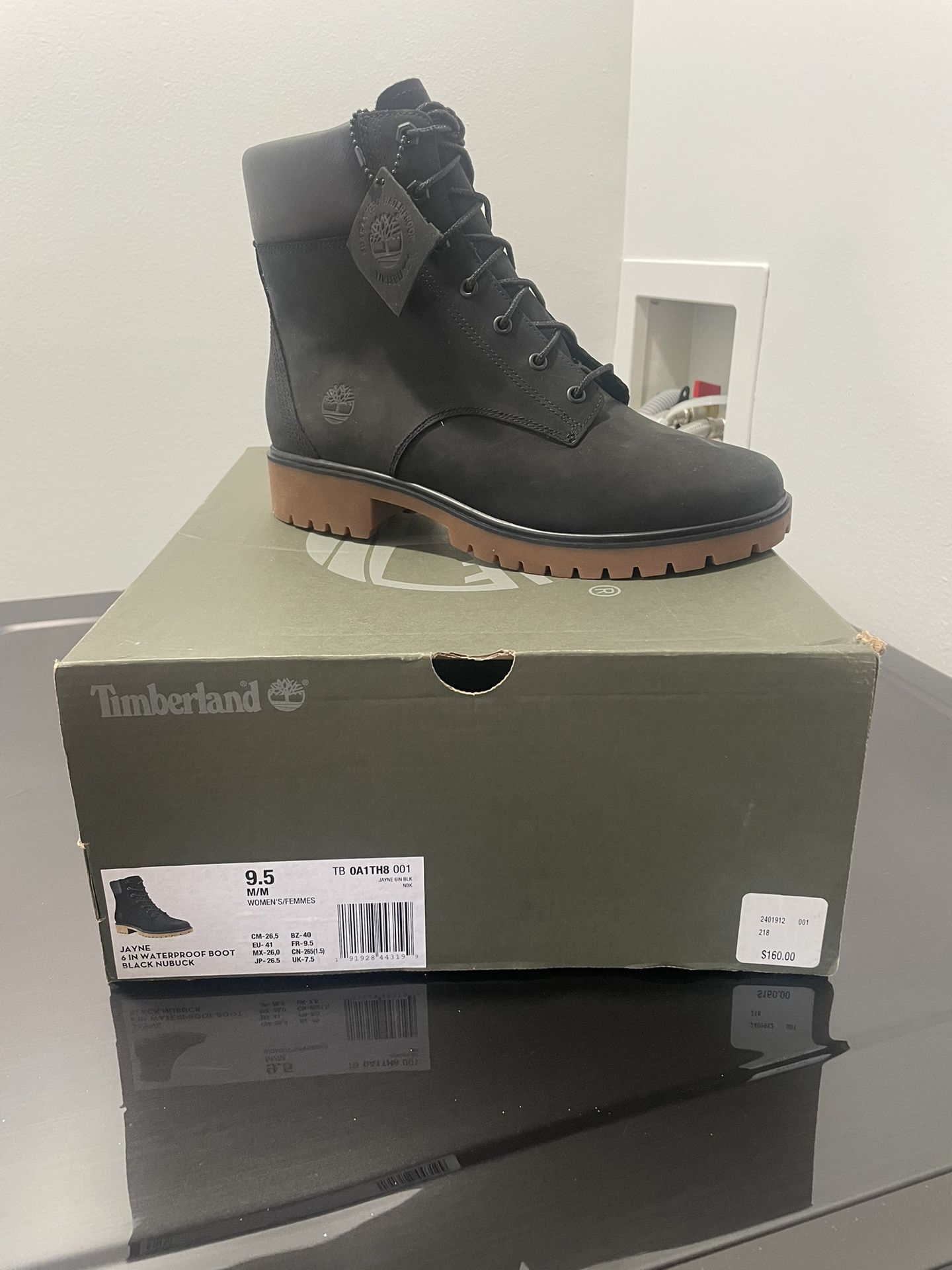 Women’s 6” Timberland Boots 