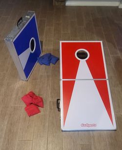 Folding portable cornhole set