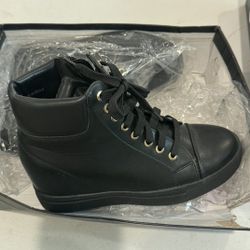 Brand New Lulus Shoes 