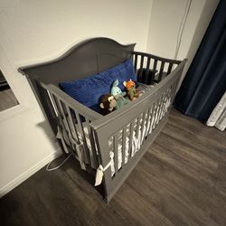 Baby Crib 
