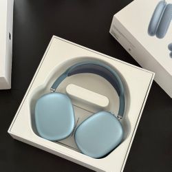 Apple AirPods Max headphones (unopened)