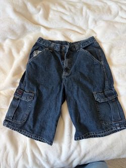 Dark wash Jorts. Older kid or woman’s 2-4.