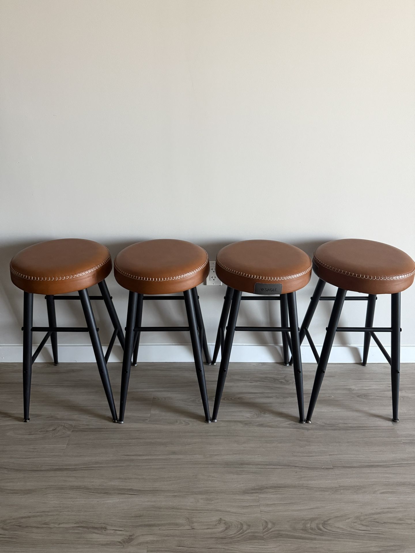 Set of 4 Counter‑Height Bar Stools – Stylish & Comfy!