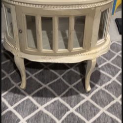 Antique Side/coffee/accent Table !