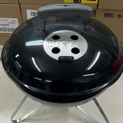 Portable charcoal grill