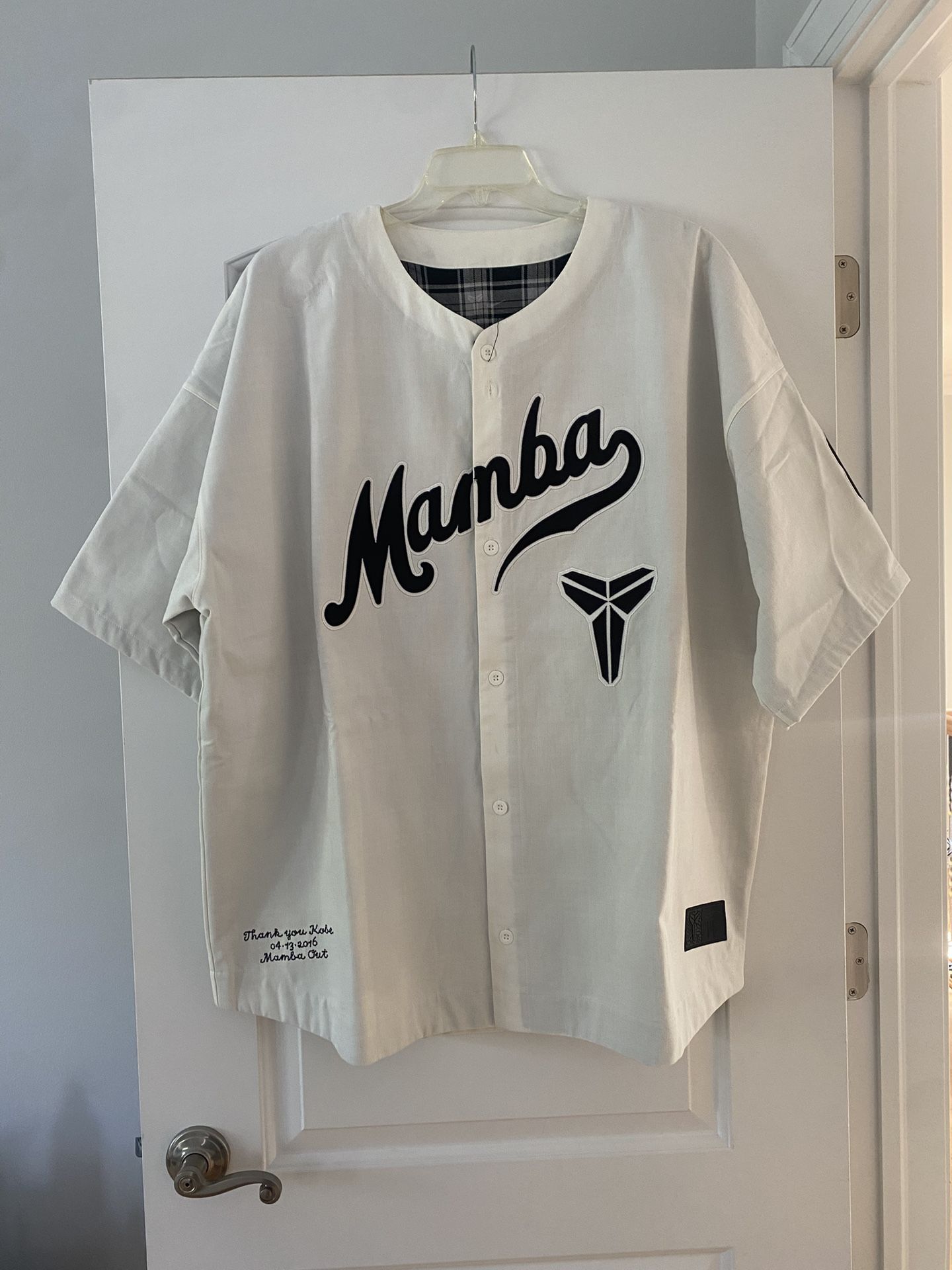 Nike Kobe Bryant “Mamba Out White” Baseball Jersey Size XXL IB0007-133 Brand New