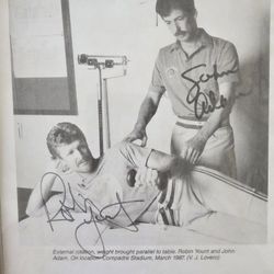 Robin Yount Autograph Framed Photo 