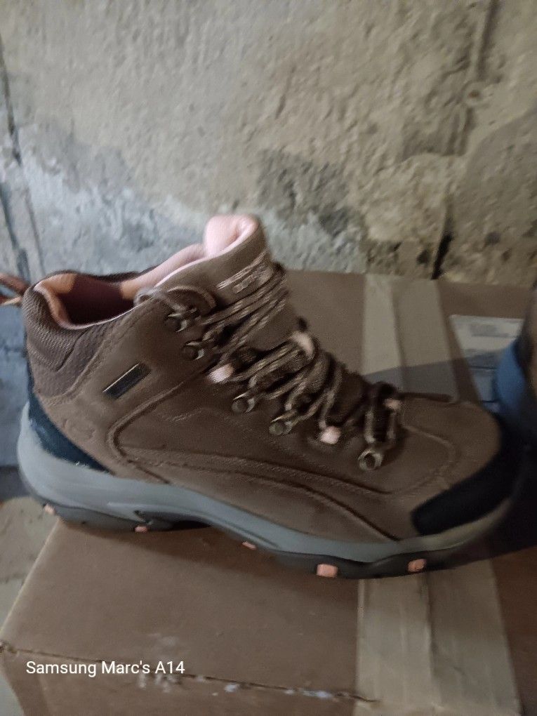 Women's Hiking Boots