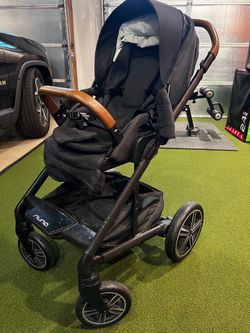 NUNA stroller