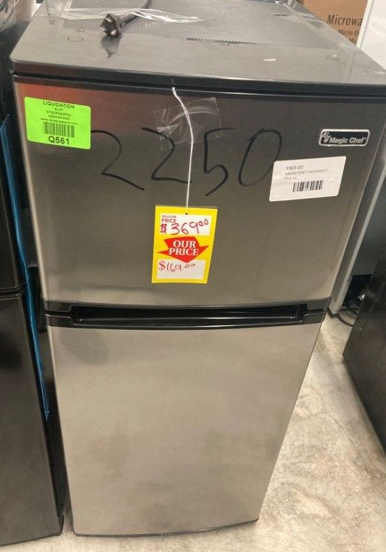 Magic Chef Refrigerator ❄️ Chef HVdr430st