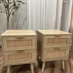 Set of 2 Nighstands