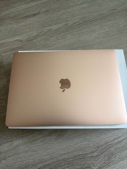 2019 MacBook Air 13" Retina (Core i5/8GB Ram Rose Gold 256 GB with box