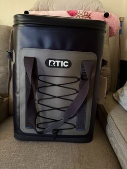 RTIC Backpack Cooler 36 cans